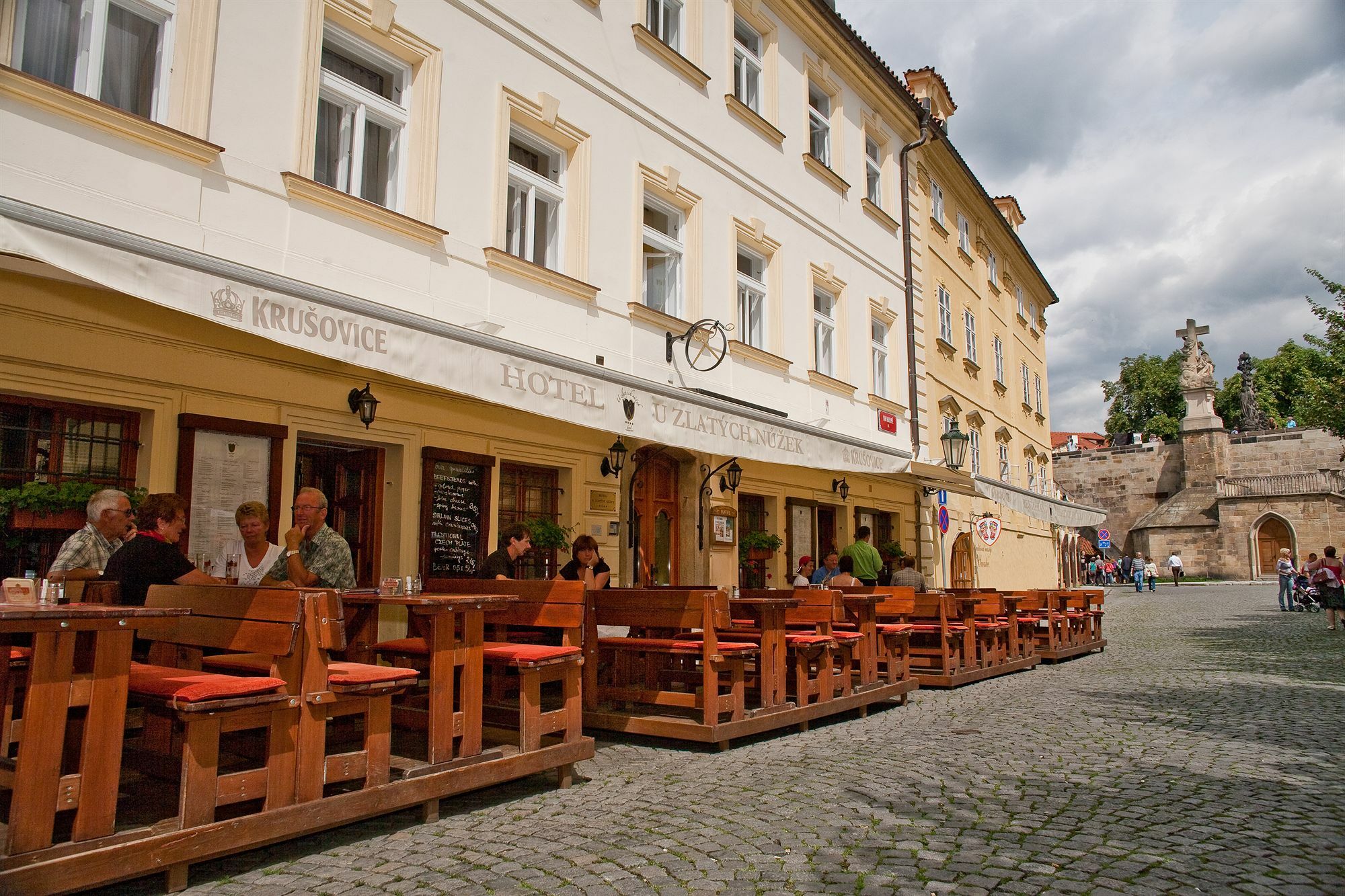 At The Golden Scissors 4* Prague